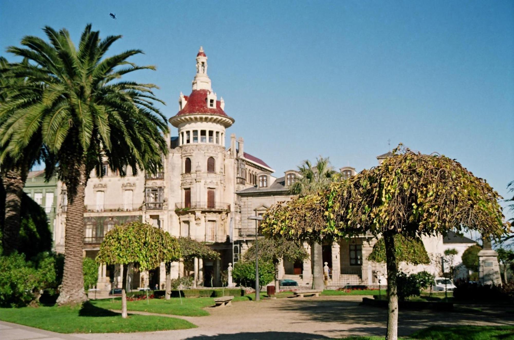 Santa Cruz Hotel Ribadeo Exterior photo